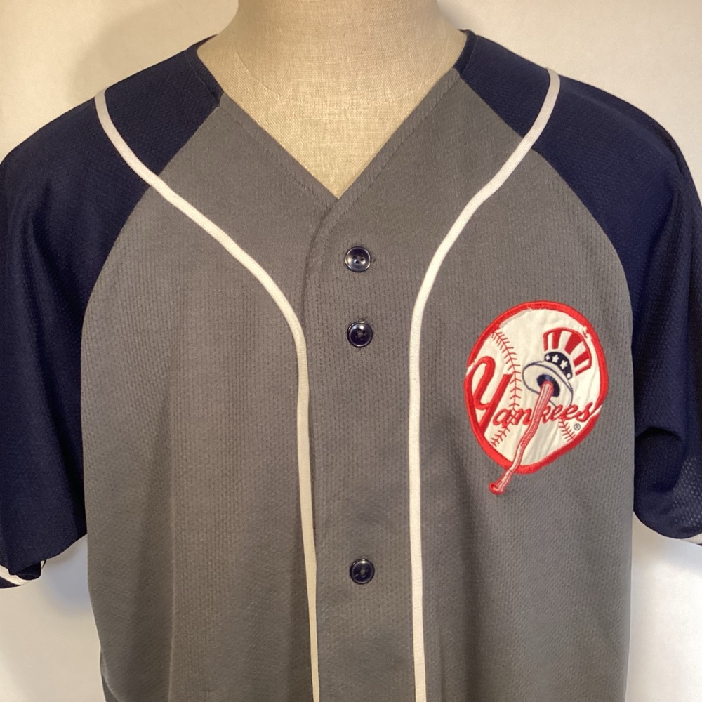 New York Yankees Gray and Blue Baseball Jersey Mens size Large by Dynasty - Picture 4 of 12